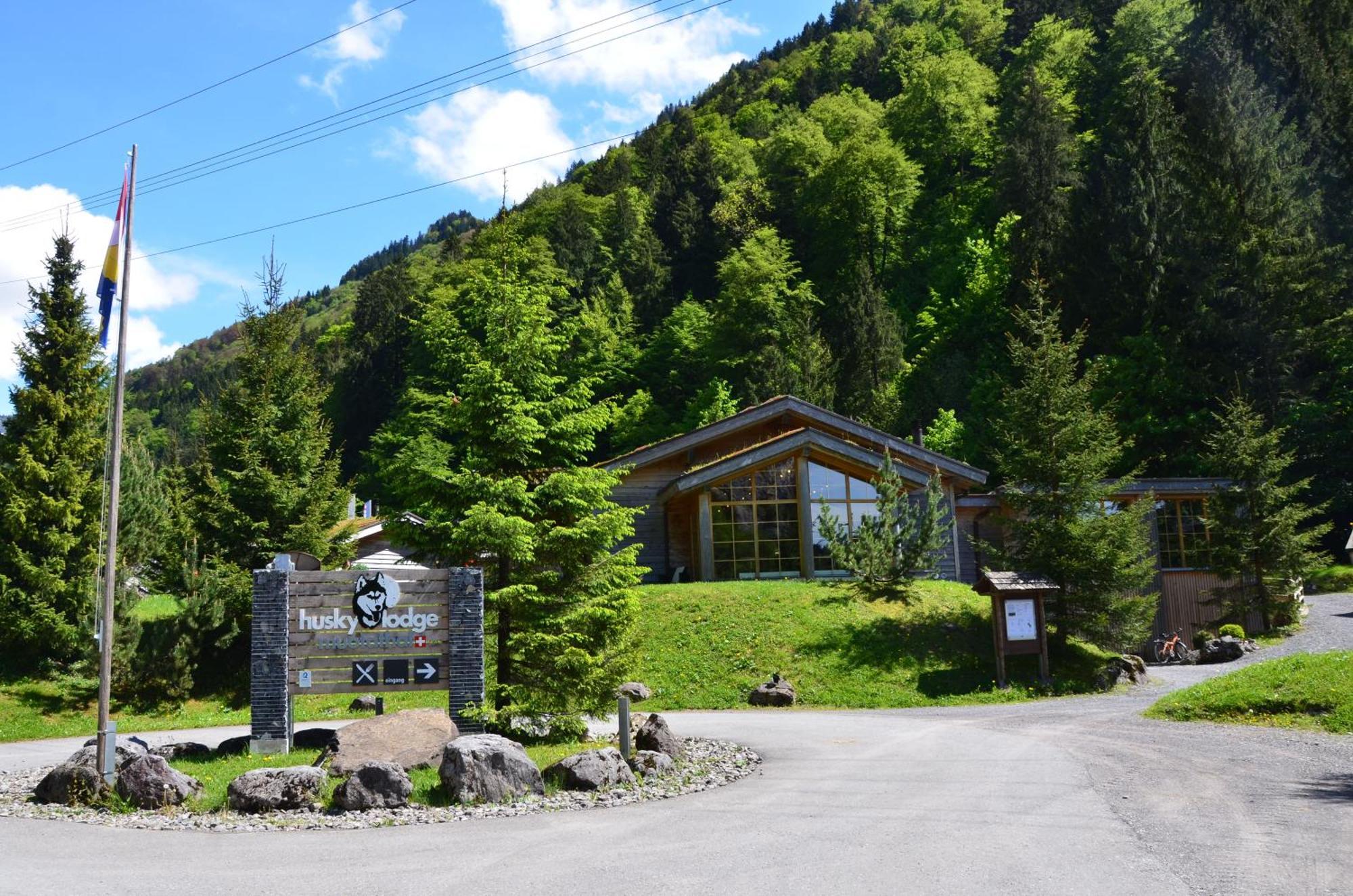 Huettenhotel Husky Lodge Muotathal Kültér fotó