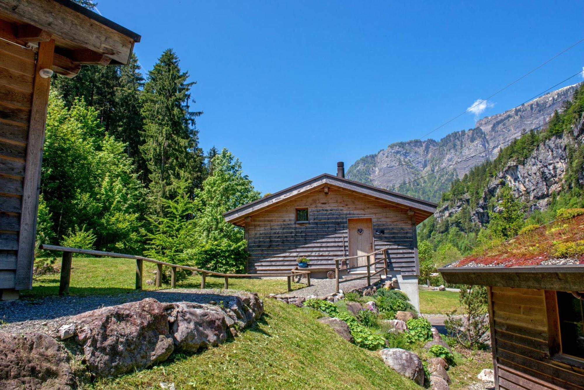 Huettenhotel Husky Lodge Muotathal Kültér fotó