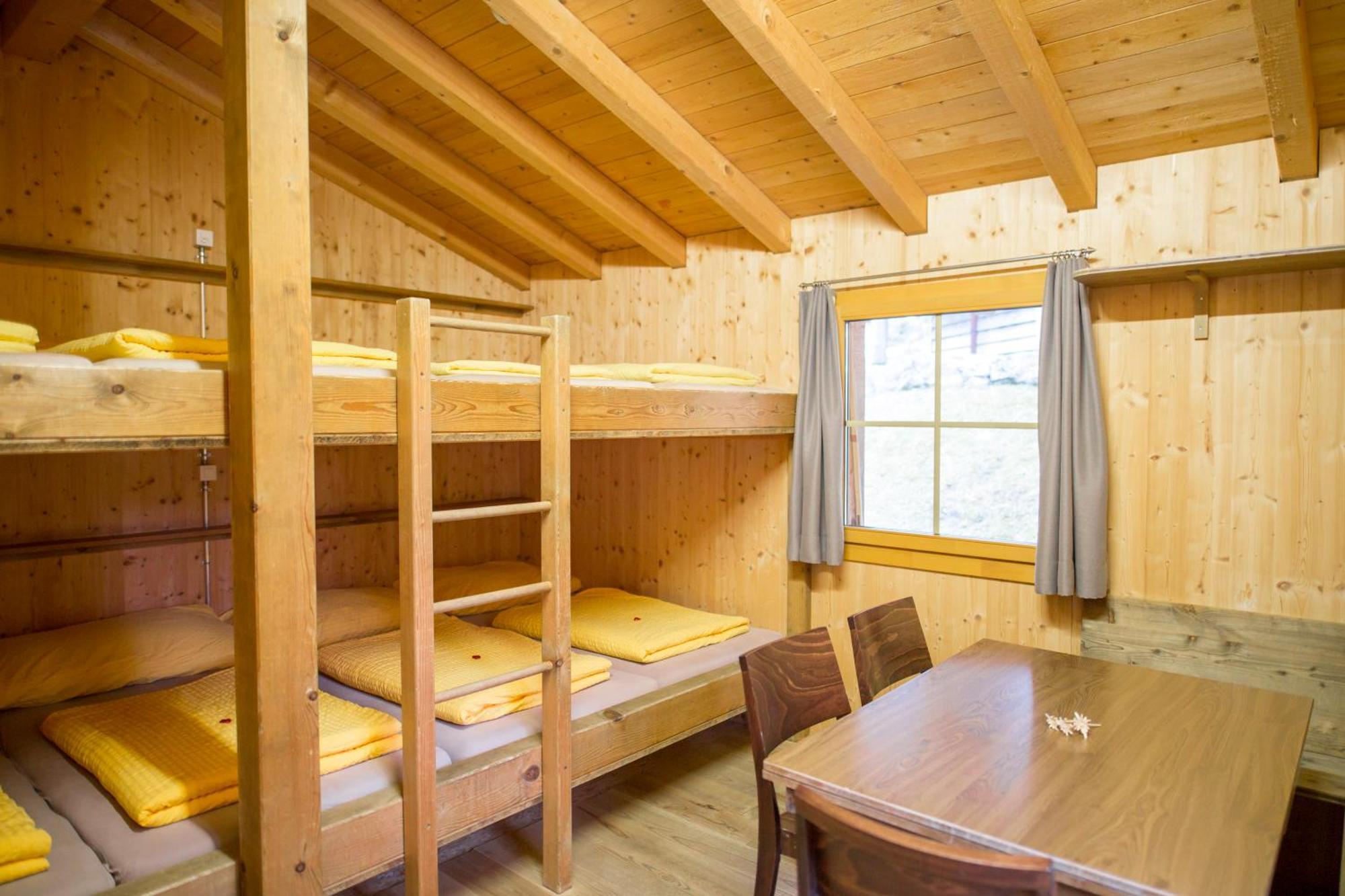 Huettenhotel Husky Lodge Muotathal Kültér fotó