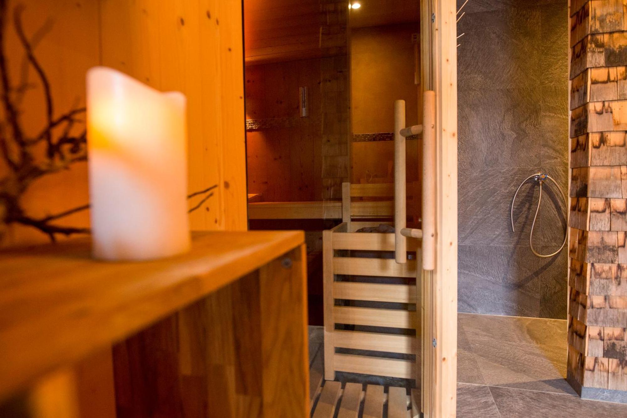 Huettenhotel Husky Lodge Muotathal Kültér fotó