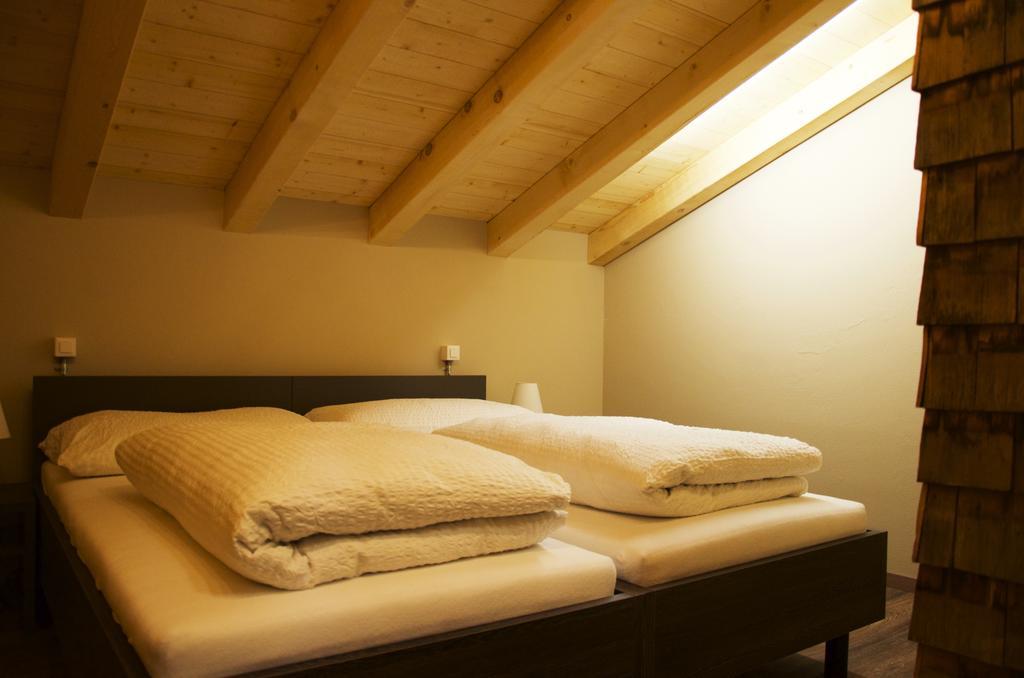 Huettenhotel Husky Lodge Muotathal Szoba fotó