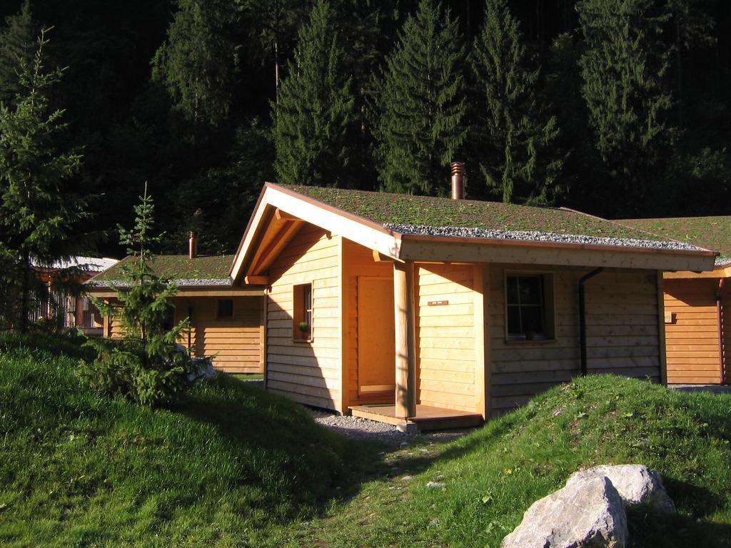 Huettenhotel Husky Lodge Muotathal Szoba fotó