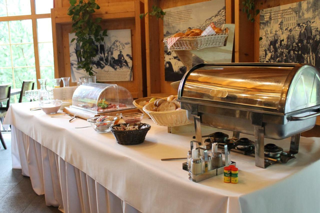 Huettenhotel Husky Lodge Muotathal Kültér fotó